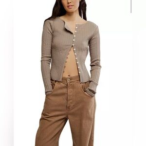 Tilly Long Sleeve NWOT fallen rock